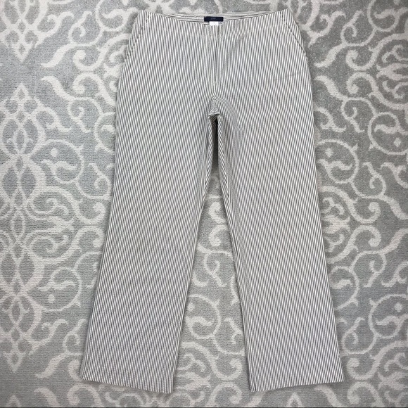 J. CREW Lightweight Gray Pinstriped Seersucker Wide-Leg Mid-Rise Pants Size 12 - Picture 1 of 7